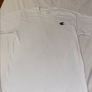 White champion t-shirt